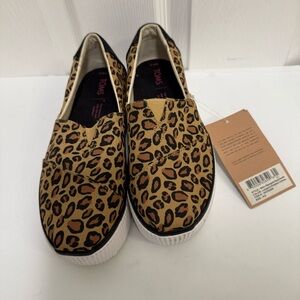 Women’s Platform Toms